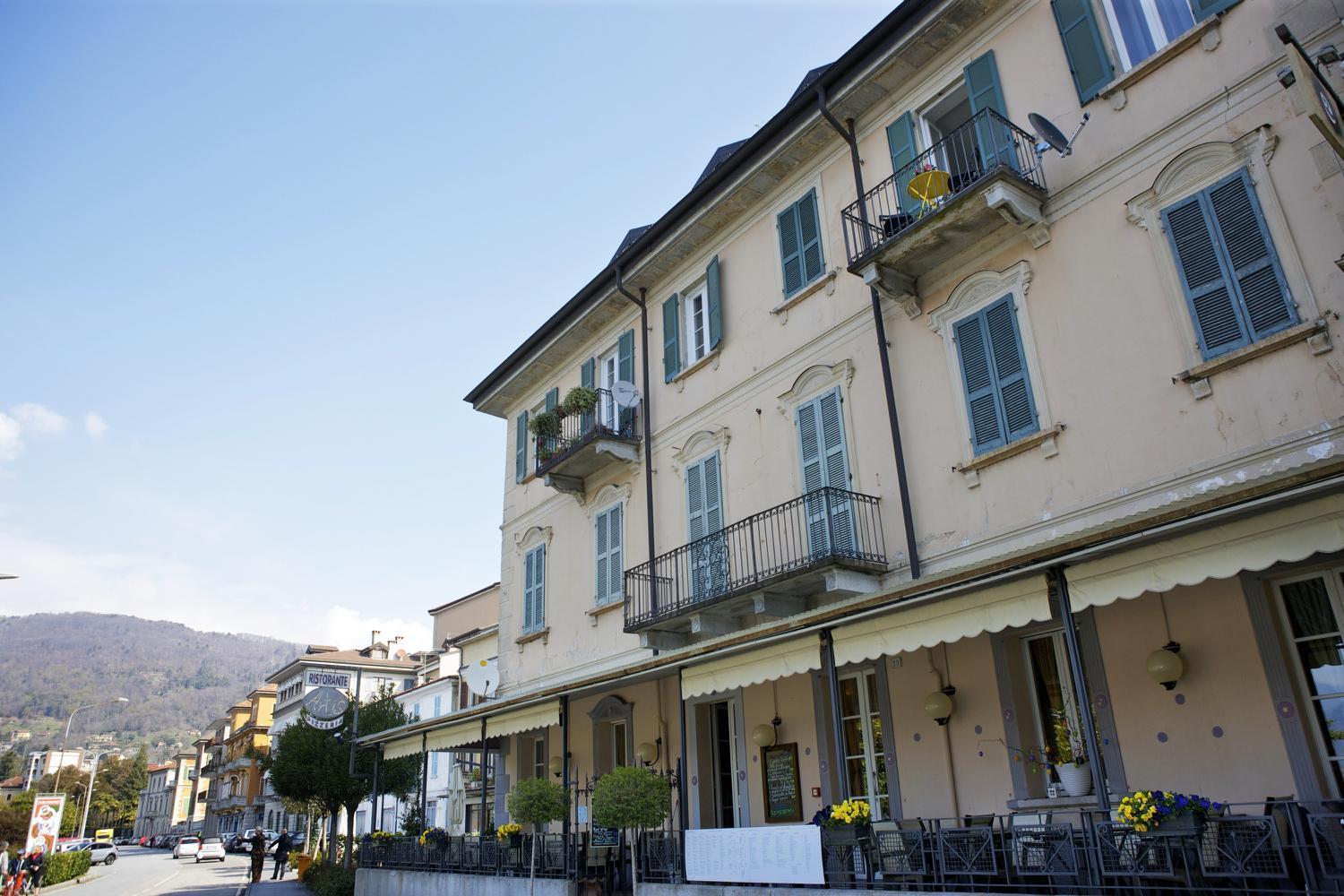 Appartamenti Vista Isola Verbania Exterior foto